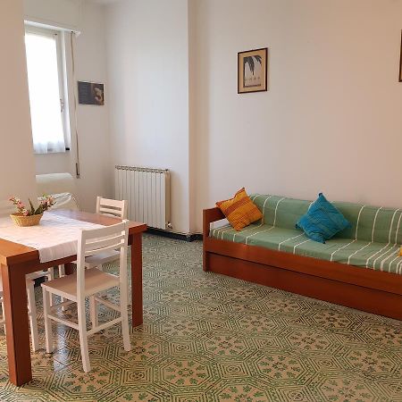 Lorenzo'S Charming Flat Μοντερόσο αλ Μάρε Εξωτερικό φωτογραφία