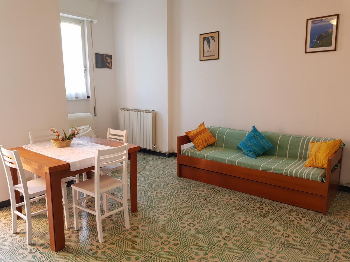 Lorenzo'S Charming Flat Μοντερόσο αλ Μάρε Εξωτερικό φωτογραφία